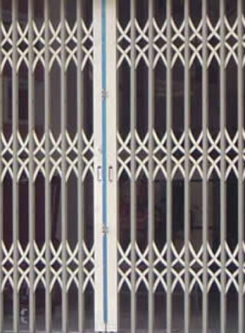 CỬA KÉO ĐÀI LOAN GIÁ RẺ 2