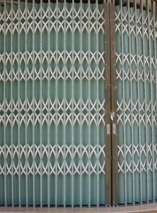 CỬA KÉO ĐÀI LOAN GIÁ RẺ 3