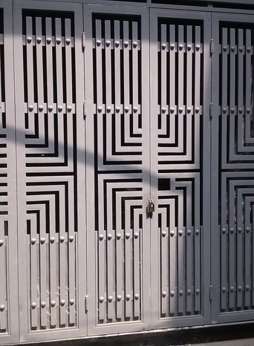 CỬA SẮT CAO CẤP 3