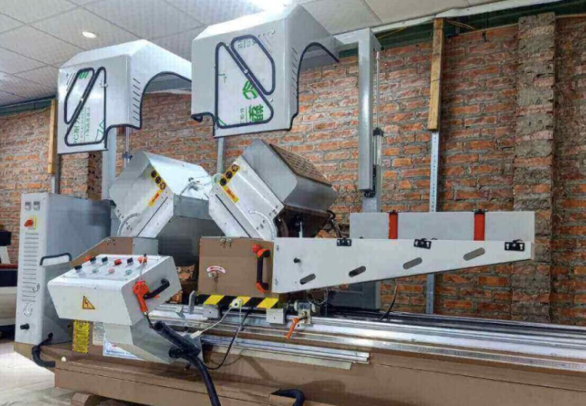 Tìm hiểu về công nghệ CNC cắt cửa nhôm xingfa
