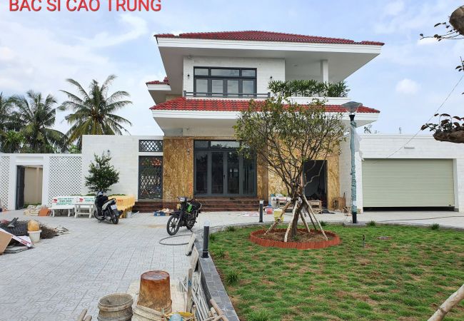 Cửa nhôm Xingfa và cửa sắt: Nên chọn loại nào?