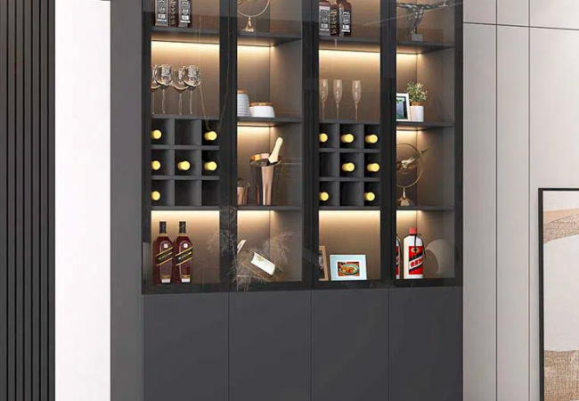 Các loại rượu Tây phù hợp trưng bày trong tủ rượu gia đình